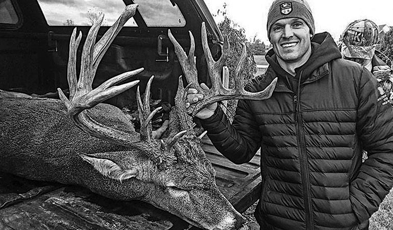 Image Going on a Michigan White Deer Hunt? 20 Going on a Michigan White Deer Hunt? photo 0